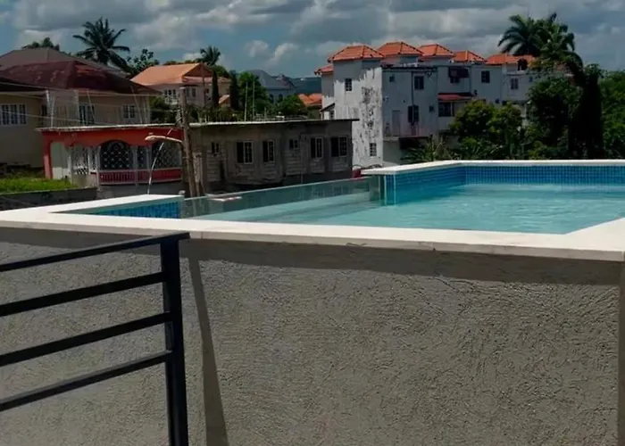 Affluence - Lux 1bd Mobay Roof Pool Montego Bay