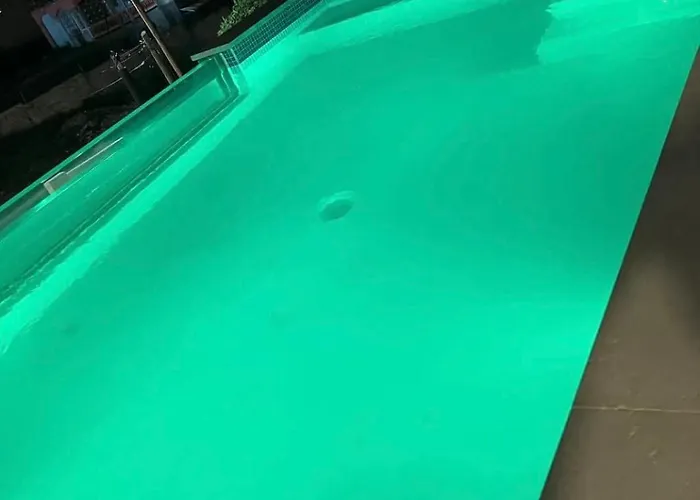 Affluence - Lux 1bd Mobay Roof Pool Maison d'hôtes Montego Bay